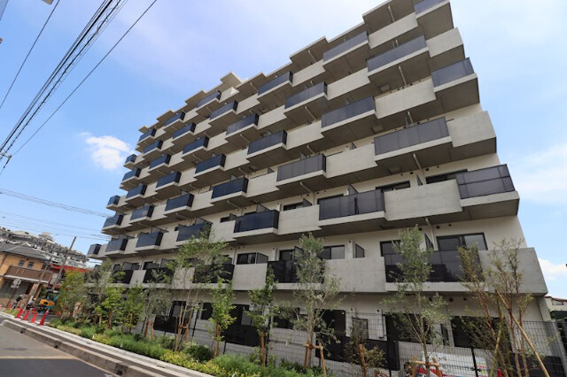 ジェノヴィア川口元郷5階 外観