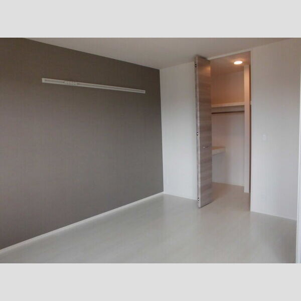 グランデB203号室 洋室