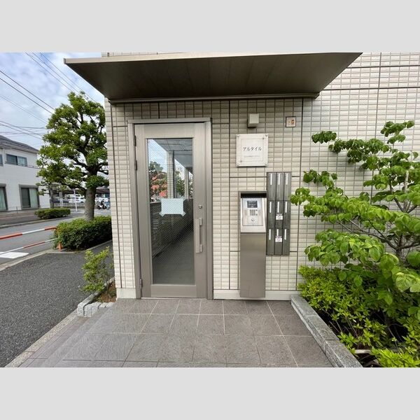 アルタイル エントランス