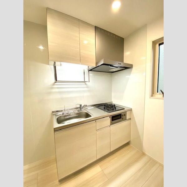 メゾン・ド・オカ 302号室　システムキッチン