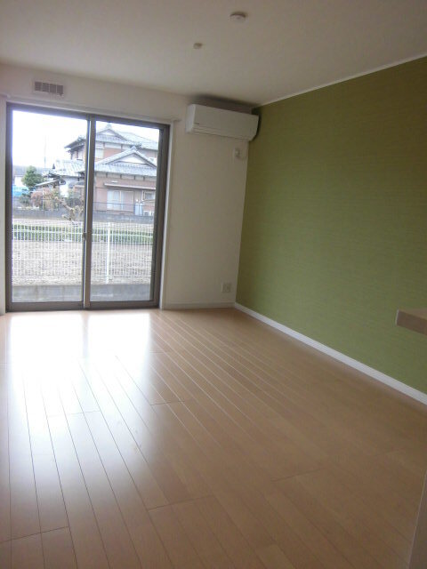 ひまわりB リビング