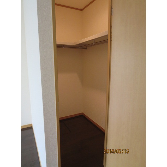 アムール Tea105号室 内観