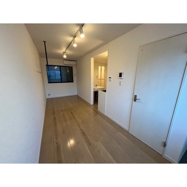 MQuarto瑞江Ⅰ105号室 リビング