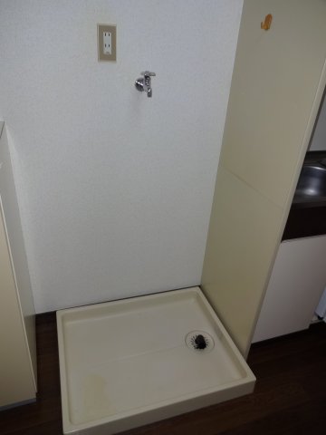 ロイヤルシティ船堀0402号室 同じ間取り別部屋の写真です。