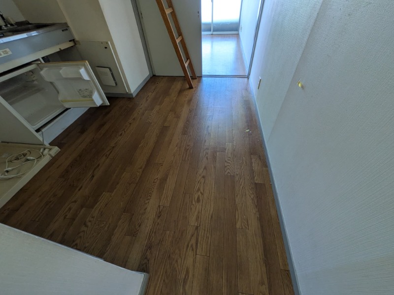 ピア元町(E-196)2階 内観
