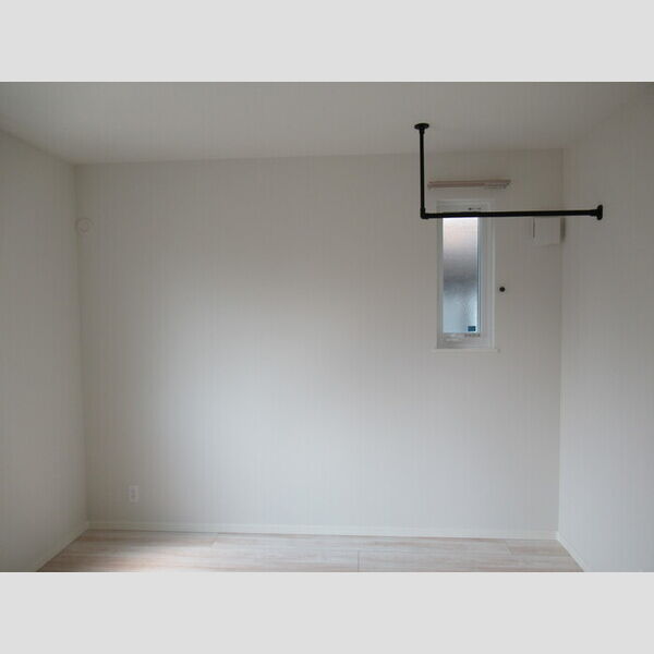 DCR並木町201号室 洋室