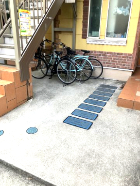 ユナイト末吉カルロ・ルビア105号室 ロビー