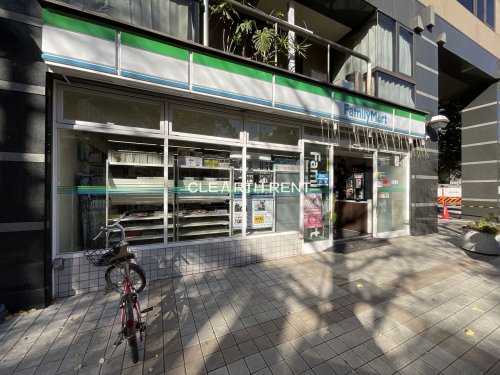 コンシェリア横濱関内10階 【コンビニエンスストア】ファミリーマート 横浜弥生町店まで350ｍ