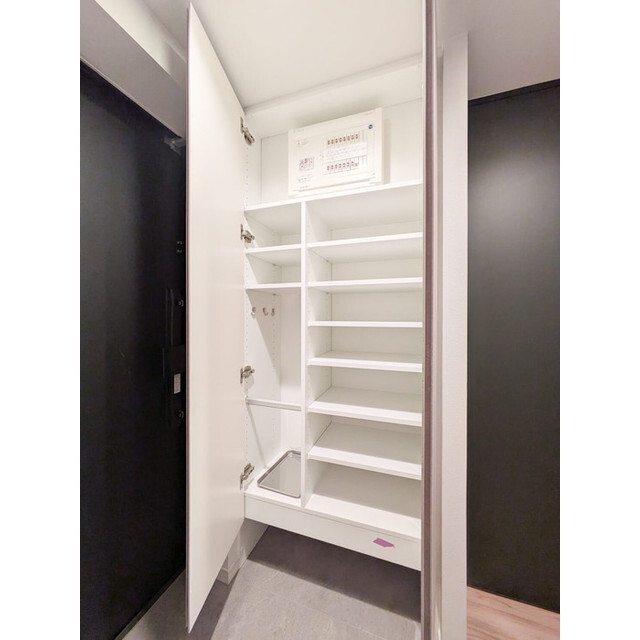 ルネサンスコート目黒南0302号室 内観