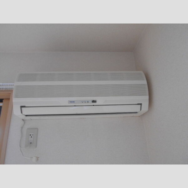 エピナールラフィネ203号室 エアコン