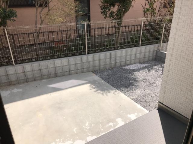 メゾン・ド・アイリス101号室 専用庭