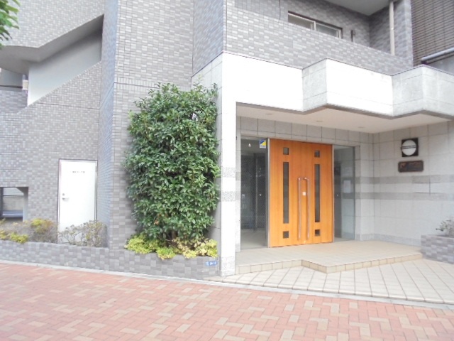 スカイコートヌーベル新宿落合504号室 エントランス