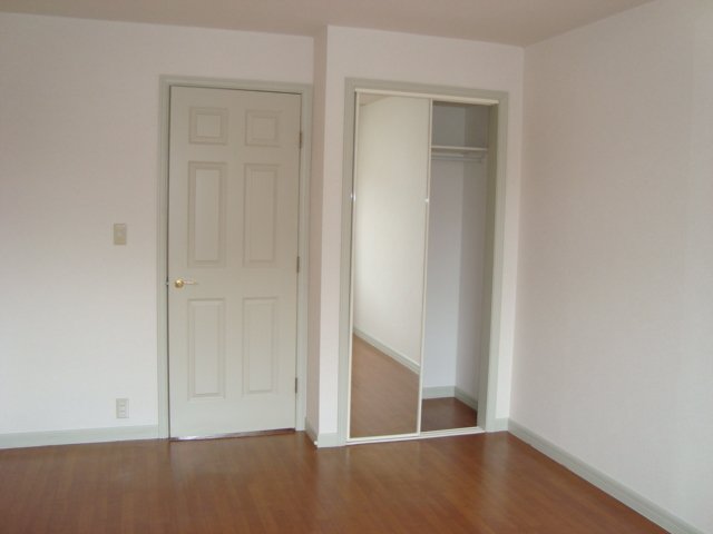 シャルマン湘南　Ａ棟 洋室