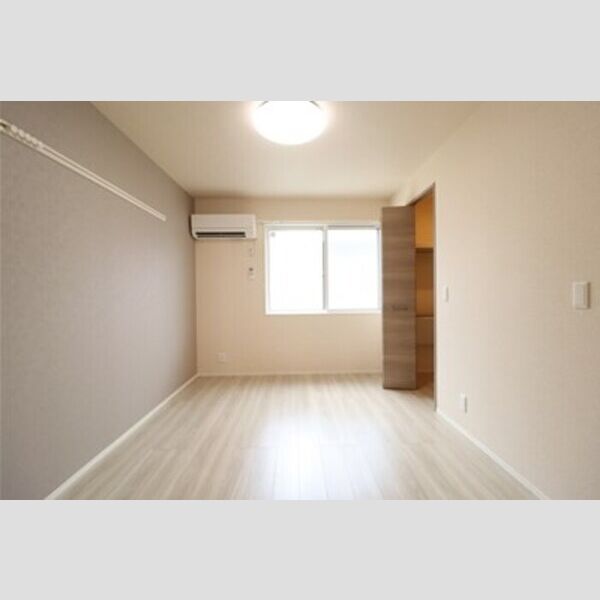 Ferro Palazzo　D棟303号室 洋室6.2帖