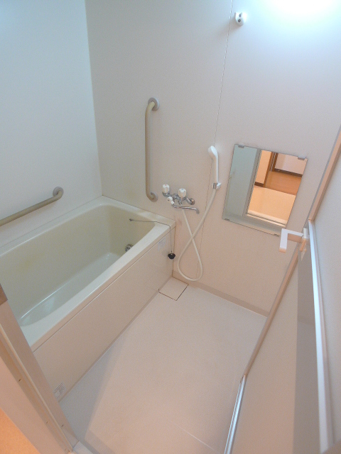 ハイム海神南0503号室 お風呂