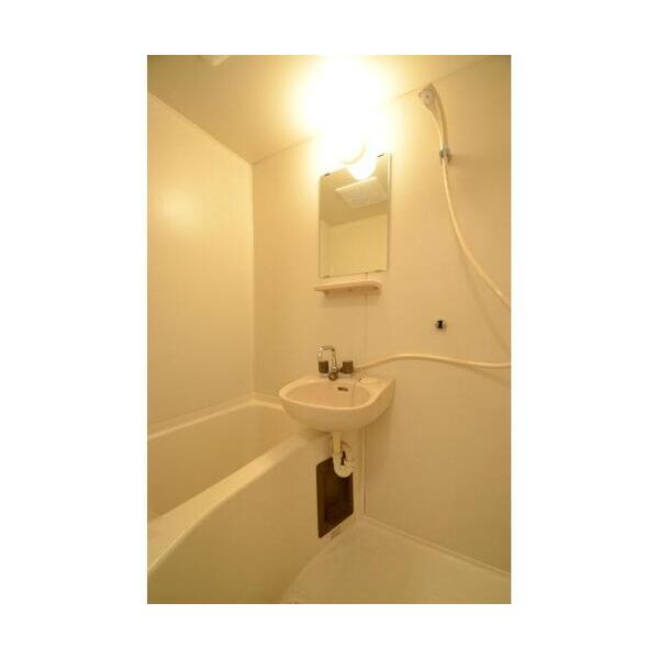 ピースフルイースト103号室 お風呂