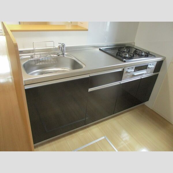 ラ・リアン　C・D　C棟105号室 キッチン