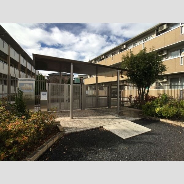 リビングゲートシティ　Ⅲ 北メインエントランス