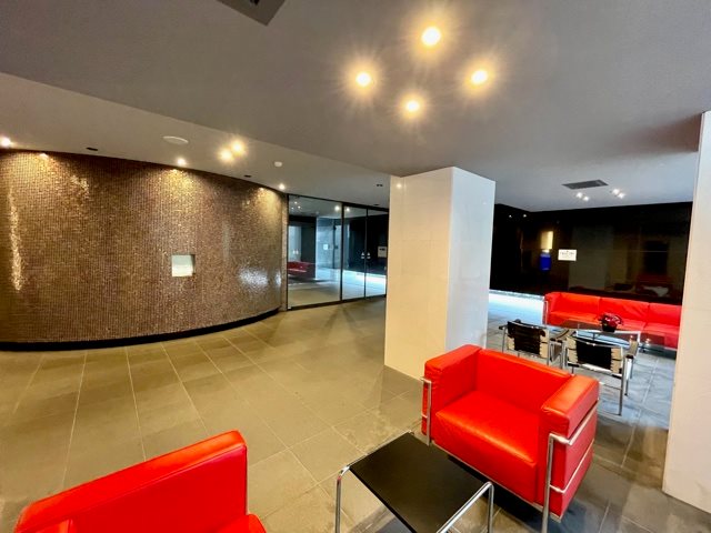 レジディア水道橋8階 エントランス