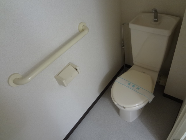 サンモールパレスＢ棟0106号室 トイレ