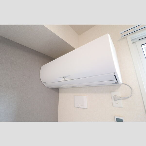 ヴァンベール205号室 高効率エアコン