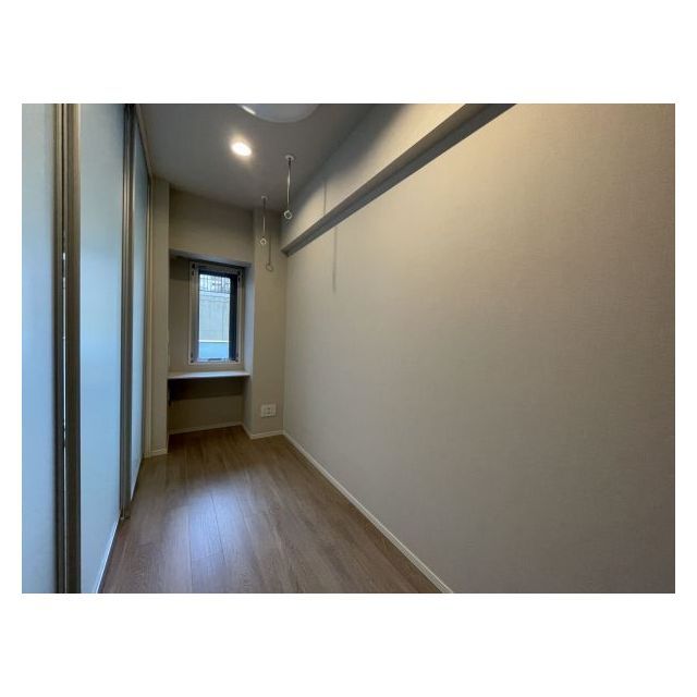 クレストコート白金高輪0303号室 寝室（引戸閉）