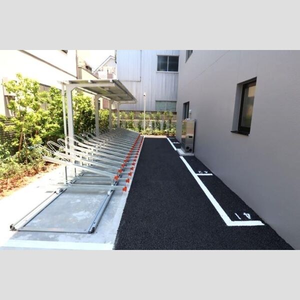 Noble Maison406号室 駐輪場