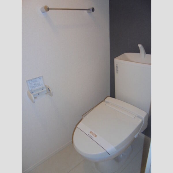 セレニティーステージ302号室 トイレ