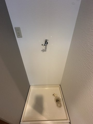 ベルドゥムール越谷茜町602号室 同建物別部屋の参考画像