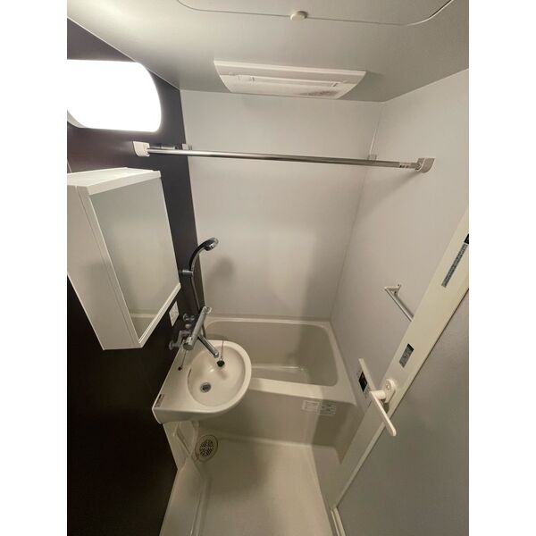 マキシヴ関内1階 同建物別部屋の参考画像