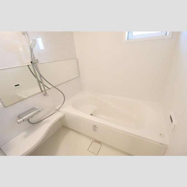 フリードルム本郷303号室 浴室