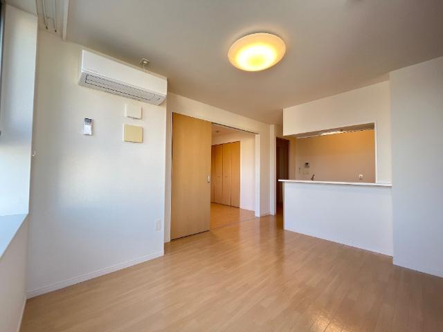 ワン・ヒル・ライブ リビング