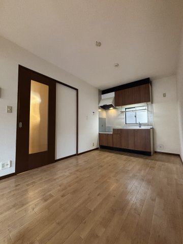 アンゼリーク リビング