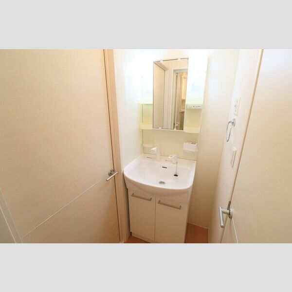 グランモア柳川C 洗髪洗面化粧台