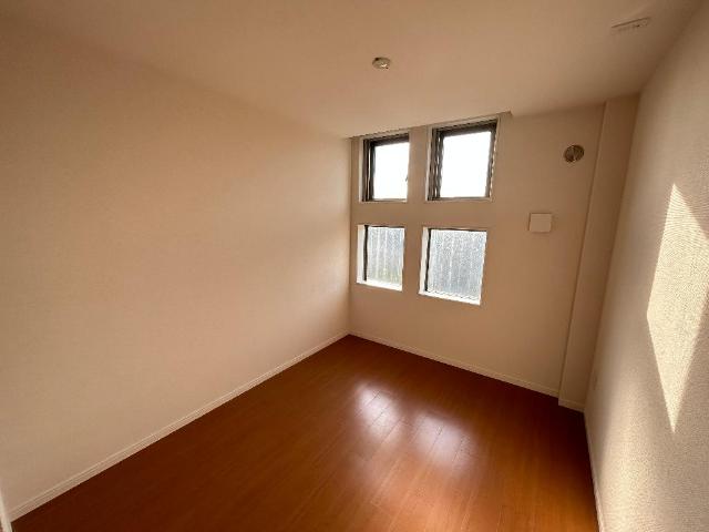 メゾン　グレイス 洋室