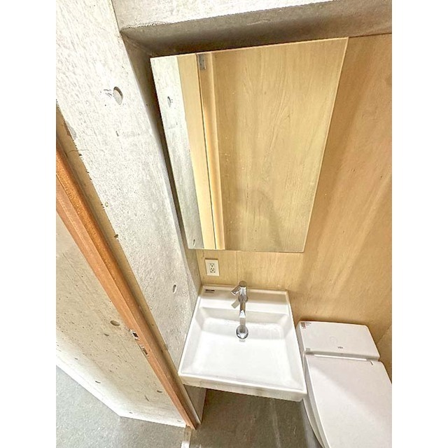 Common garden原宿北参道 内観