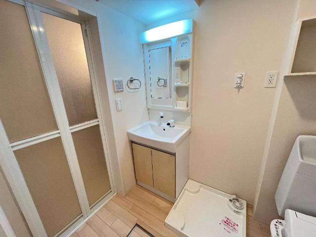 キャトルセゾン105号室 洗髪洗面化粧台