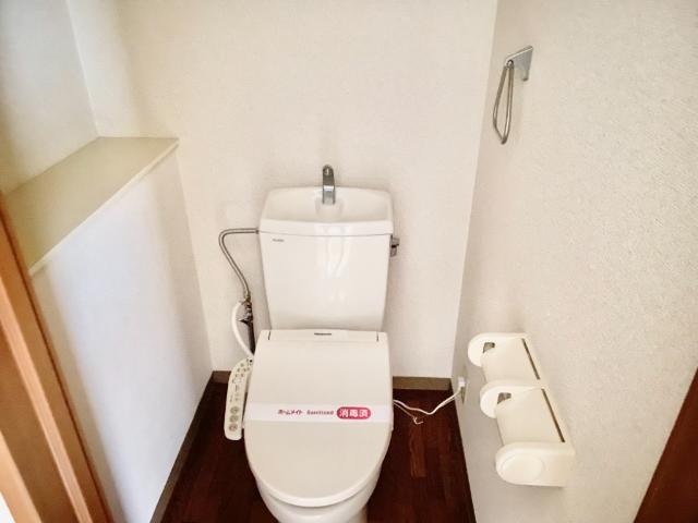 メゾンドリーム102号室 シャワー付トイレ