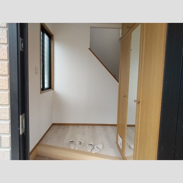 佐倉市上座貸家 玄関