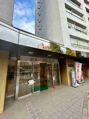 湯島ハイタウンＡ棟 エントランス外観