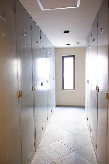 ラ・クレッツ門前仲町0302号室 1階にトランクルームがございます