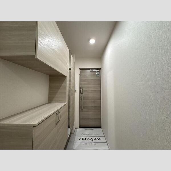 セレスティア扇Ⅲ303号室 玄関