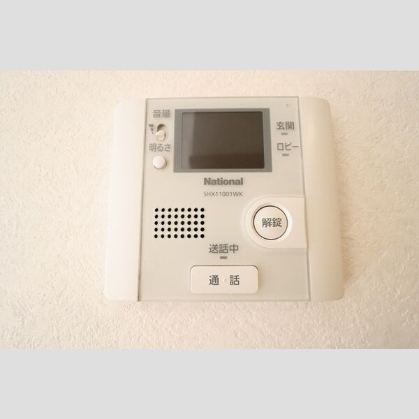 シェ・コパン TVインターホン