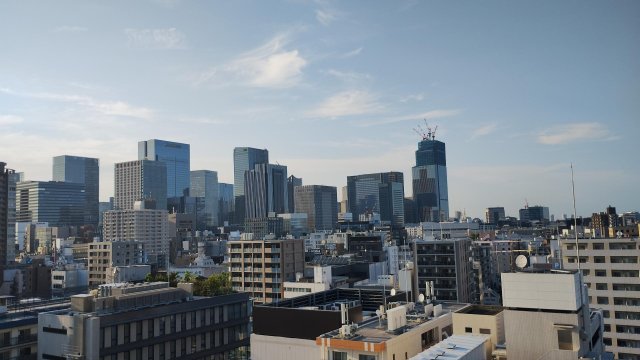 ファミール銀座イースト14階 貸し切り可能な屋上からの眺望は風も心地よく眺めも最高です。