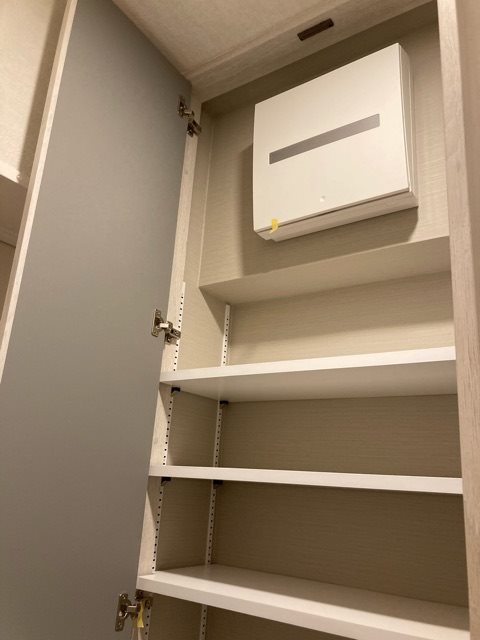 レジディア世田谷若林2階 収納