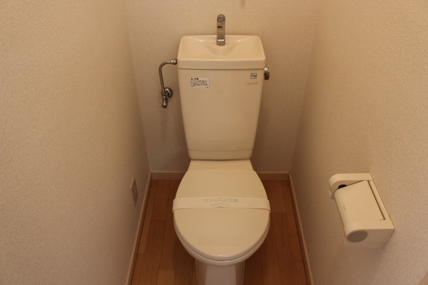 フォレストパークＣ1階 同建物別部屋の参考画像