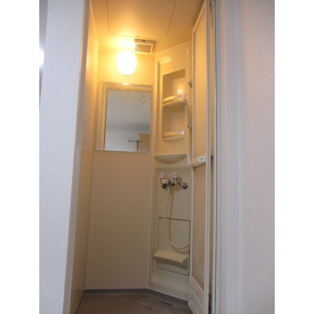 L. Box House Futaba A棟1階 お風呂