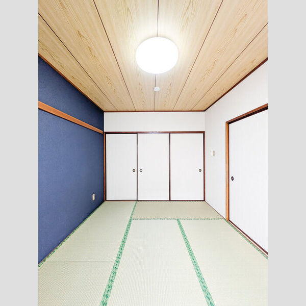 豊田マンション201号室 和室6帖