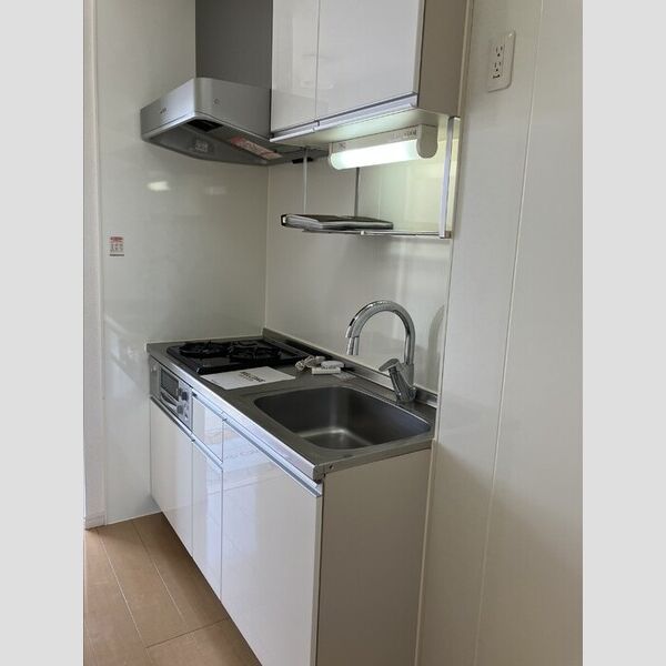 リヴィエール207号室 システムキッチン