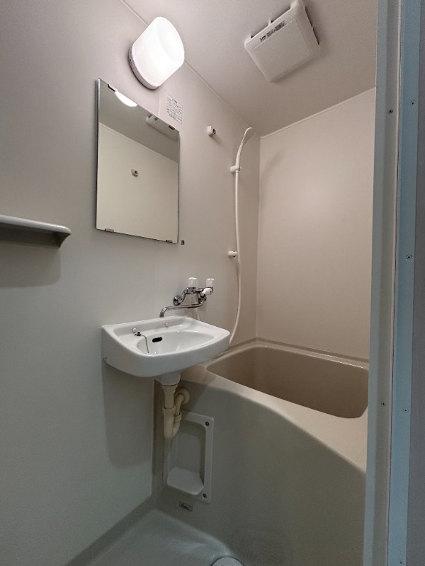 リブ東小岩 バストイレ別